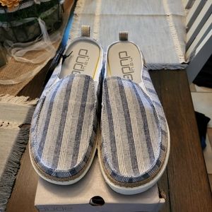Hey Dude Lexi Mule size 9 Blue striped